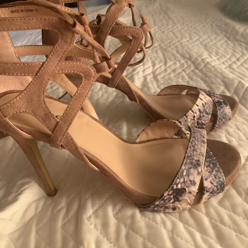 Bebe Snake skin print heels